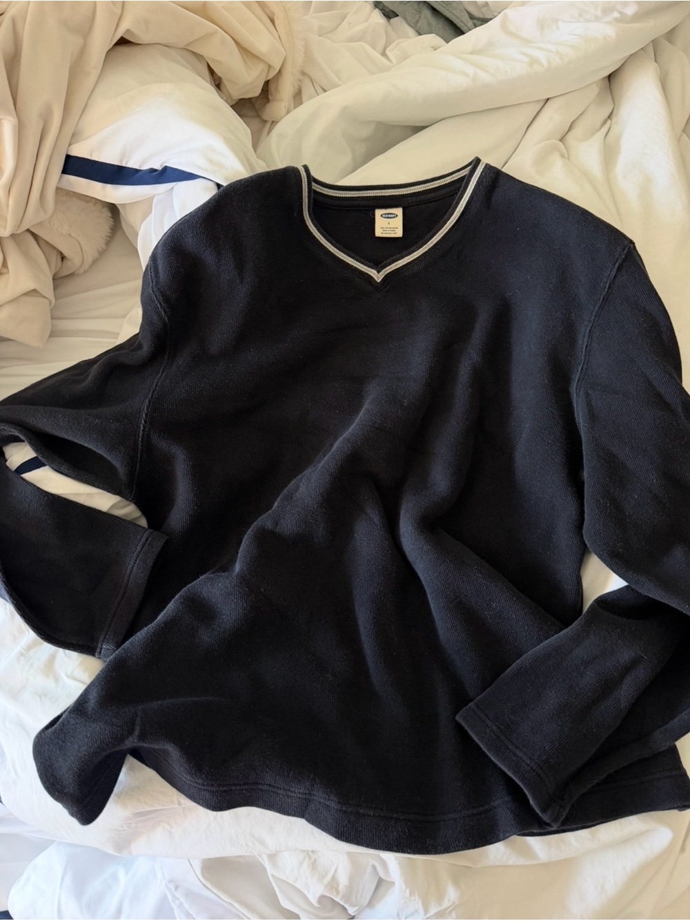 Old Navy V-Neck Knit Sweater